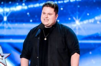 He Wows Judges and Crowd in Blackpool Auditions